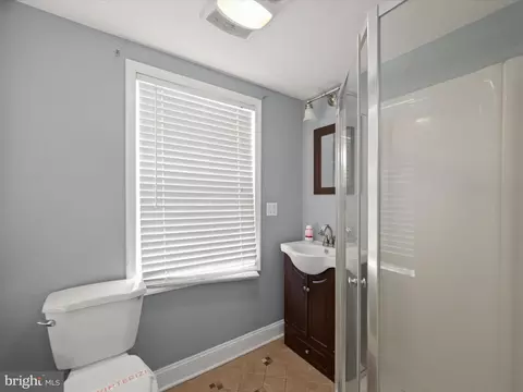 Bath - 210 Lavern Ave, Halethorpe, MD 21227 photo 1 of 3