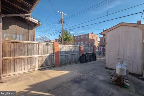 Exterior - 7809 E Baltimore St, Baltimore, MD 21224 photo 5 of 6