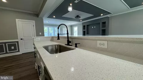 4 South Ln, Dundalk, MD 21222