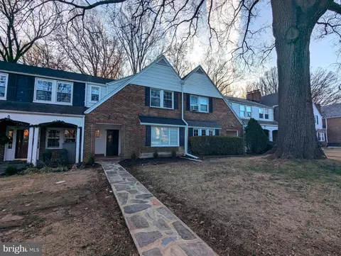 9 Somerset Rd, Catonsville, MD 21228