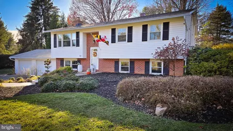 110 Sunnyking Dr, Reisterstown, MD 21136