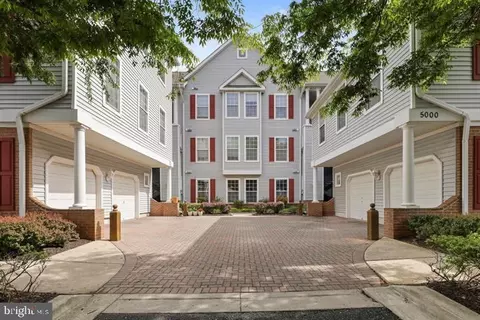 5000 Hollington Dr #103, Owings Mills, MD 21117