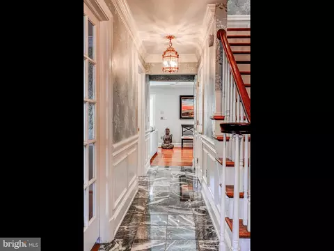 Entry Way - 7 Foundry Ct, Hunt Valley, MD 21030 photo 5 of 10