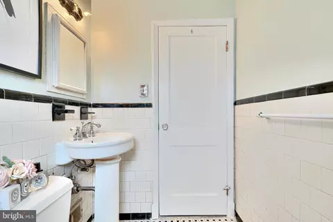Bath - 1930 Frames Rd, Dundalk, MD 21222 photo 5 of 5