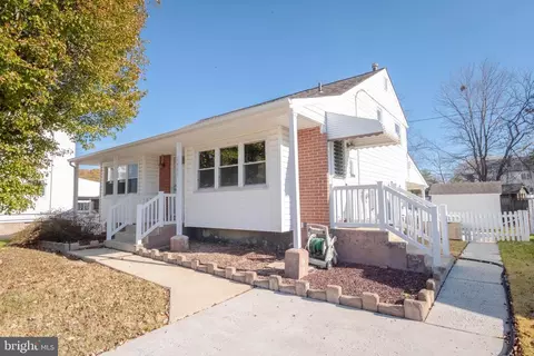 2405 Oak Manor Rd, Sparrows Point, MD 21219 photo 4