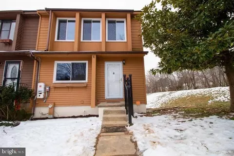 1 Glyer Ct, Reisterstown, MD 21136