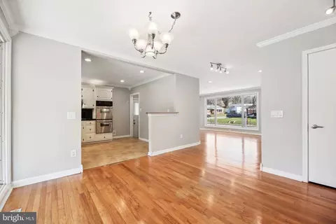 Living - 1816 Willann Rd, Rosedale, MD 21237 photo 4 of 5