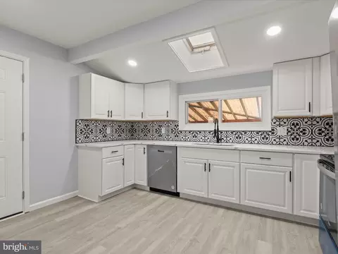 8002 Langdon Ln, Baltimore, MD 21206 photo 14