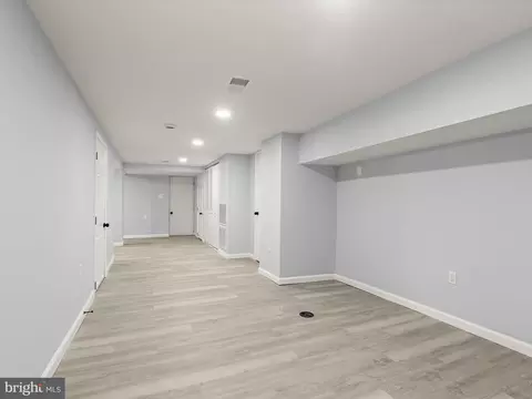 8002 Langdon Ln, Baltimore, MD 21206 photo 32