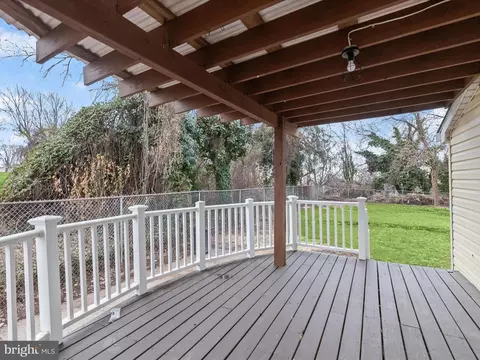 8002 Langdon Ln, Baltimore, MD 21206 photo 6