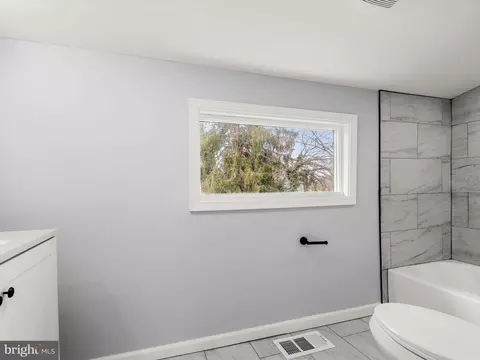 8002 Langdon Ln, Baltimore, MD 21206 photo 26