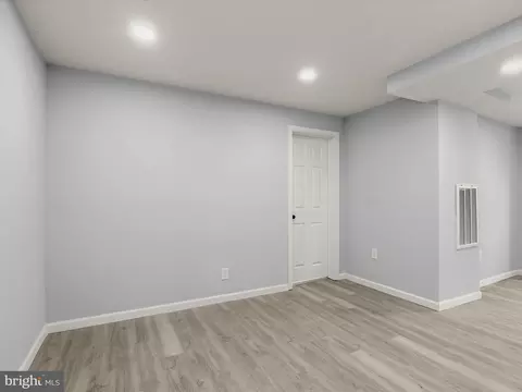 8002 Langdon Ln, Baltimore, MD 21206 photo 18