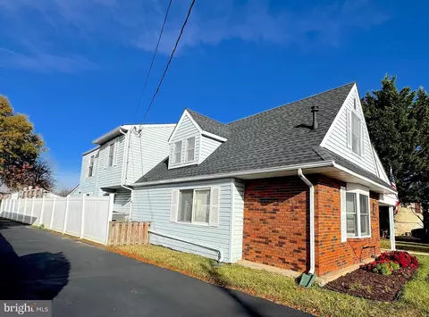 7219 River Drive Rd, Sparrows Point, MD 21219 photo 4