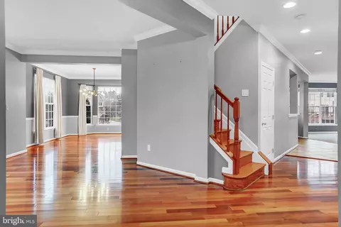 Entry Way - 2000 Thistlewood Rd, Baltimore, MD 21209 photo 1 of 6