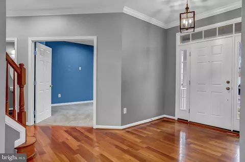 Entry Way - 2000 Thistlewood Rd, Baltimore, MD 21209 photo 4 of 6