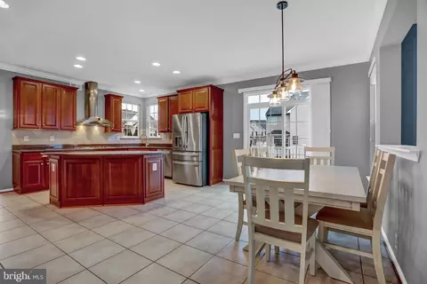Kitchen - 2000 Thistlewood Rd, Baltimore, MD 21209 photo 4 of 4