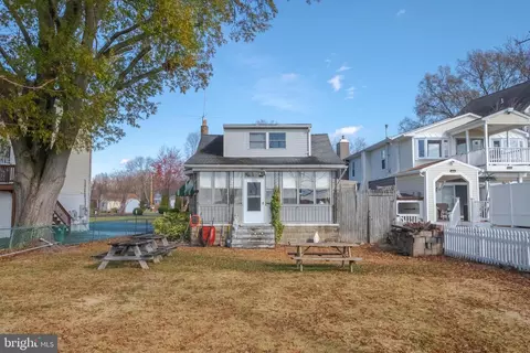 930 Frog Mortar Rd, Middle River, MD 21220