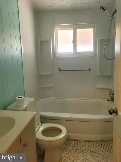 Bath - 1900 Wareham Rd, Dundalk, MD 21222 photo 1 of 1