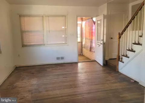 Entry Way - 1900 Wareham Rd, Dundalk, MD 21222 photo 1 of 3
