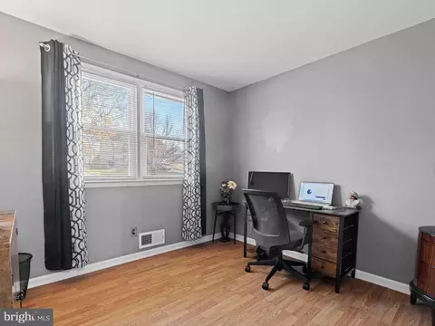 3514 Courtleigh Dr, Windsor Mill, MD 21244 photo 11