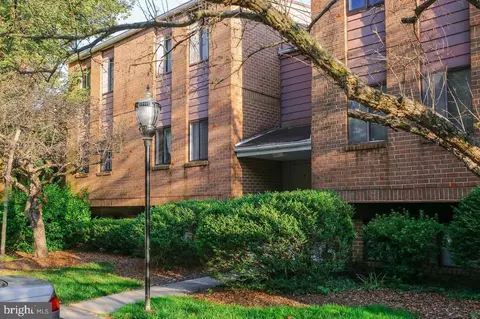 5 Windblown Ct #301, Baltimore, MD 21209
