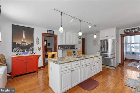 Kitchen - 6830 Windsor Mill Rd, Gwynn Oak, MD 21207 photo 5 of 5