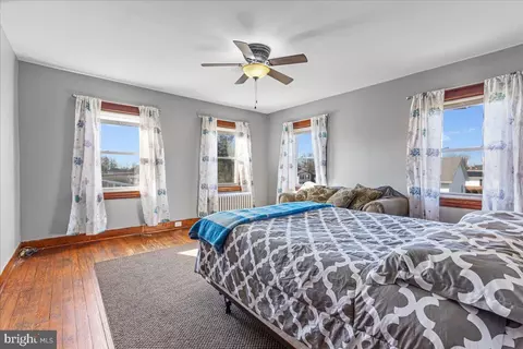 Bedroom - 6830 Windsor Mill Rd, Gwynn Oak, MD 21207 photo 1 of 4
