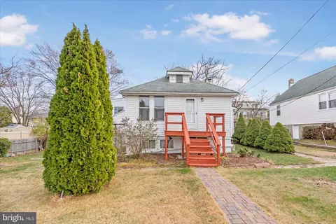 9605 8th Ave, Parkville, MD 21234