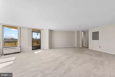 Living - 205 E Joppa Rd #304, Towson, MD 21286 photo 3 of 4