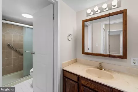 Bath - 205 E Joppa Rd #304, Towson, MD 21286 photo 1 of 2