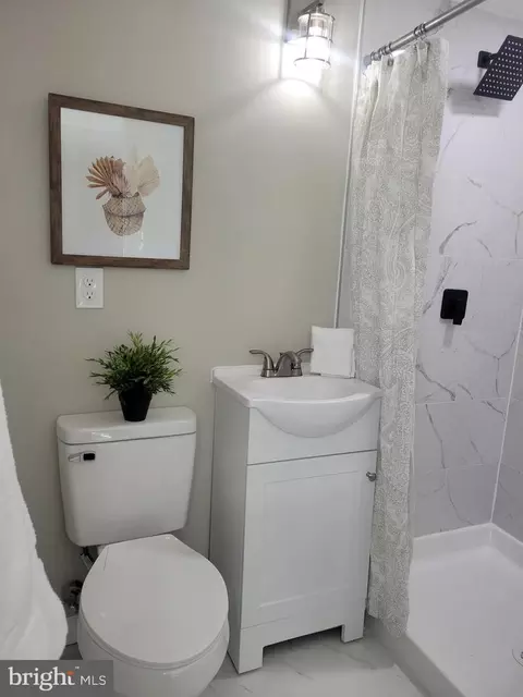 Bath - 5303 Emory Rd, Upperco, MD 21155 photo 4 of 4
