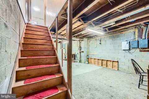 Entry Way - 727 Kingston Rd, Middle River, MD 21220 photo 1 of 1