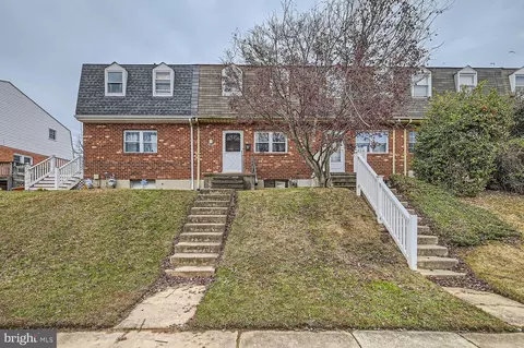 727 Kingston Rd, Middle River, MD 21220