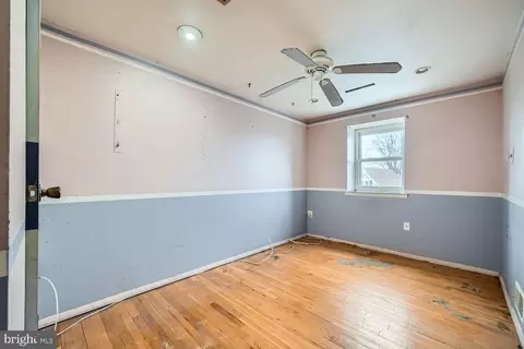 Bedroom - 727 Kingston Rd, Middle River, MD 21220 photo 3 of 4