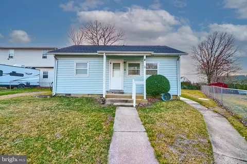 18 Yawmeter Dr, Middle River, MD 21220