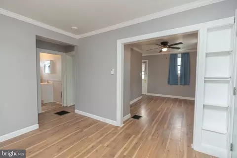 526 Bayside Dr, Dundalk, MD 21222 photo 5