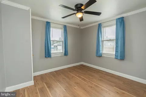 526 Bayside Dr, Dundalk, MD 21222 photo 8