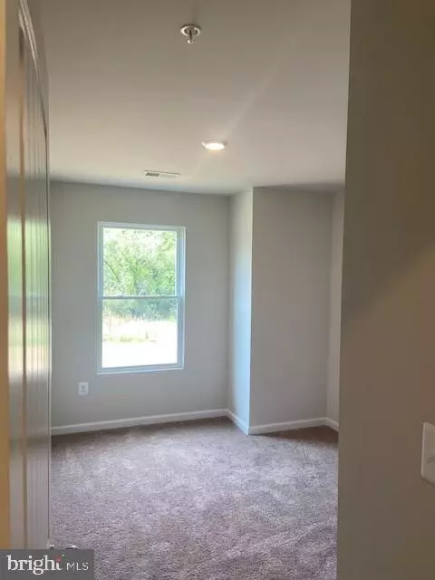 8159 Bartholomew Ct, Baltimore, MD 21206 photo 16