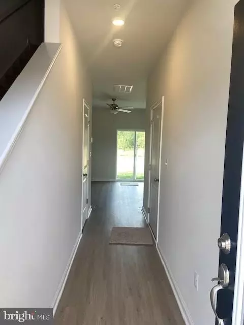 8159 Bartholomew Ct, Baltimore, MD 21206 photo 4