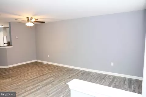 Living - 15 Gemstone, Baltimore, MD 21244 photo 2 of 4