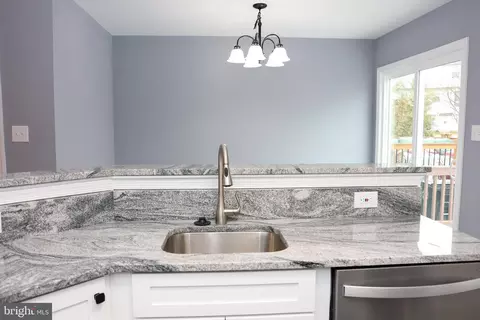 Kitchen - 15 Gemstone, Baltimore, MD 21244 photo 2 of 2
