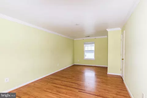 Living - 7521 Roxy Dr, Windsor Mill, MD 21244 photo 7 of 8