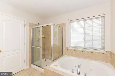 Bath - 7521 Roxy Dr, Windsor Mill, MD 21244 photo 2 of 2