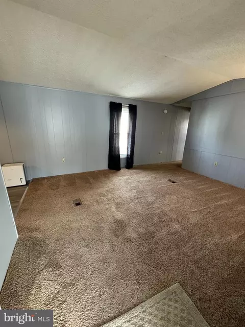 114 Cowhide Cir, Middle River, MD 21220 photo 12