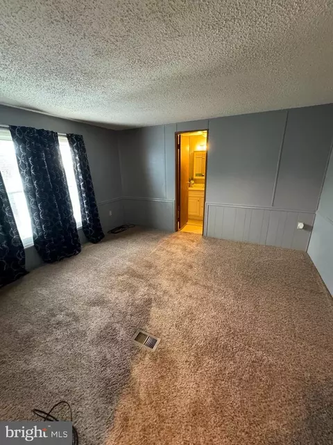 114 Cowhide Cir, Middle River, MD 21220 photo 19