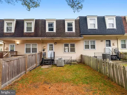 Exterior - 10 Colleton Ct, Nottingham, MD 21236 photo 2 of 3