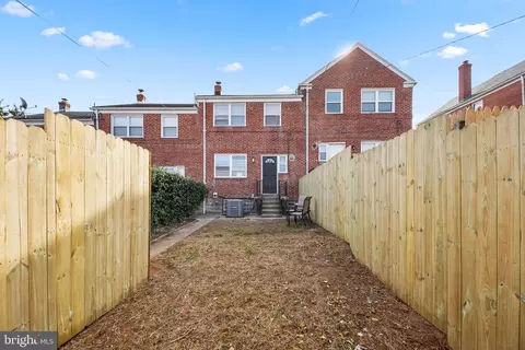 Exterior - 5416 Whitlock Rd, Baltimore, MD 21229 photo 2 of 4
