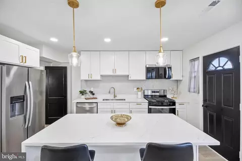 Kitchen - 5416 Whitlock Rd, Baltimore, MD 21229 photo 1 of 3