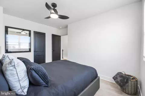 Bedroom - 5416 Whitlock Rd, Baltimore, MD 21229 photo 3 of 9