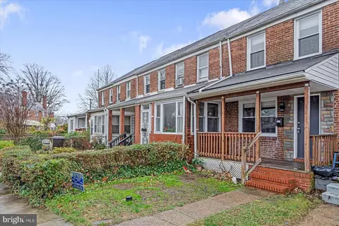 219 Chestnut St, Dundalk, MD 21222